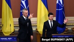Президент України Володимир Зеленський та генеральний секретар НАТО Єнс Столтенберґ на зустрічі в Києві, жовтень 2019 року