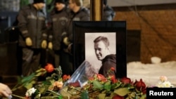 Снимка от гроба на Алексей Навални. Той почина на 16 февруари и беше погребан на 1 март в Москва.