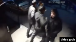 Окуя боюнча видеодон алынган сүрөт.