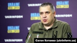 Кремль використовує білоруських офіцерів та полігони для відновлення боєздатності наявних, а також підготовки новостворених підрозділів російських Збройних сил, розповів Олексій Громов