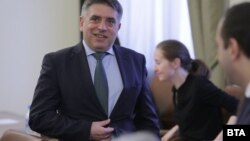 Данаил Кирилов "преосмисли преосмислянето си" за защитата на единствените жилища на длъжниците за две седмици