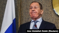Ministrul rus de Externe și-a început turneul african în Egipt. În fotografie, Serghei Lavrov, în timpul unei conferințe de presă susținută la Cairo, 24 iulie 2022