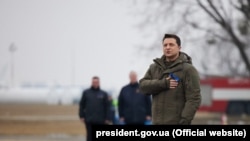 Presidenti ukrainas, Volodymyr Zelenskiy gjatë shënimit të Ditës së Unitetit më 16 shkurt, 2022. 