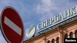 Станислав Алборов не сомневается в том, что судебные органы всячески помогают Сбербанку защищать свои позиции