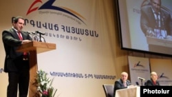 Armenia - Gagik Tsarukian speaks at a congress of his Prosperous Armenia Party, 12Feb2011.