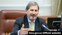 Представник ЄС висловив занепокоєння з приводу спроб Орбана підпорядкувати систему правосуддя Угорщини своєму урядові