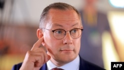 Germaniýa üçin Alternatiwa (AfD) partiýasynyň egindeş başlygy Tino Hrupalla