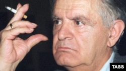 Фазиль Искандер, которому 6 марта исполнилось 84 года, не впервые выдвигается на Нобелевскую премию