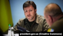 За словами Олександра Старуха, у межах Запоріжжя «прильотів наразі немає», але є ризик повторних атак