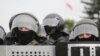 Ачапленьне каля Палаца Незалежнасьці 23 жніўня