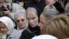 Mia Farrow i žene Srebrenice u Sarajevu, 7. decembar 2007, Photo: Dženana Halimović