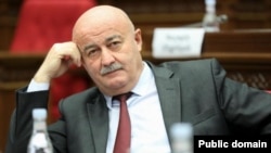 Իշխանական պատգամավոր Հովիկ Աղազարյան