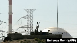 SHBA ka vazhduar tërheqjen e sanksioneve ndaj shteteve që po punojnë për termocentralin bërthamor të Iranit