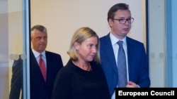 Foto nga arkivi 