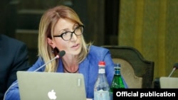 Armenia - Labor and Social Affairs Minister Mane Tandilian speaks at a cabinet meeting in Yerevan, 21 June 2018.
