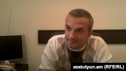 Սպորտի եւ երիտասարդության հարցերի փոխնախարար Արսեն Քարամյանը: 